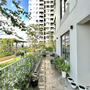 Cho thuê căn hộ sân vườn Akari 75m2 + 40m2 sân full nội thất xuất sắc đầy đủ tiện nghi 20tr/ tháng