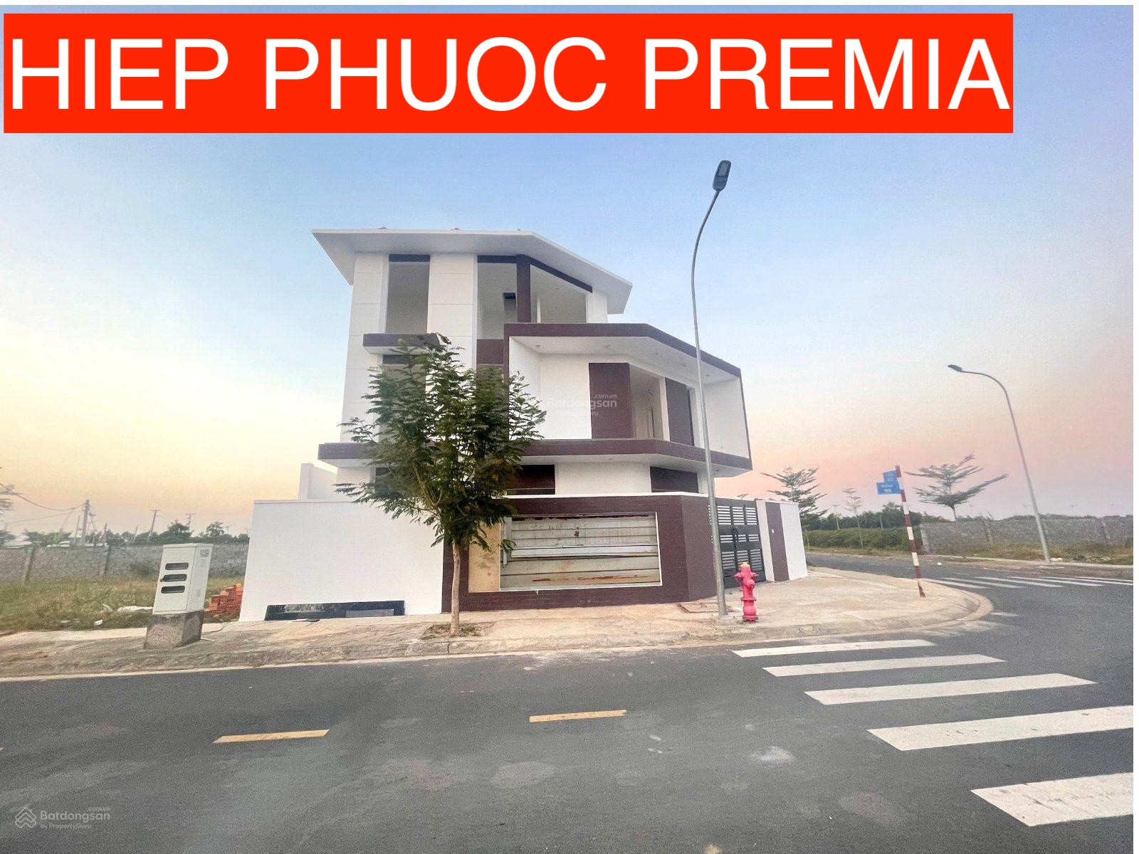 Bán 1 lô duy nhất tại Hiệp Phước Premia- 80m2 – sổ hồng sẵn giá chỉ 2.1tỷ